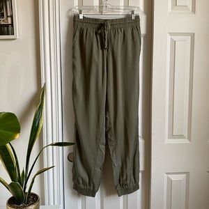 🆕 bacio Sage Green Cotton Joggers